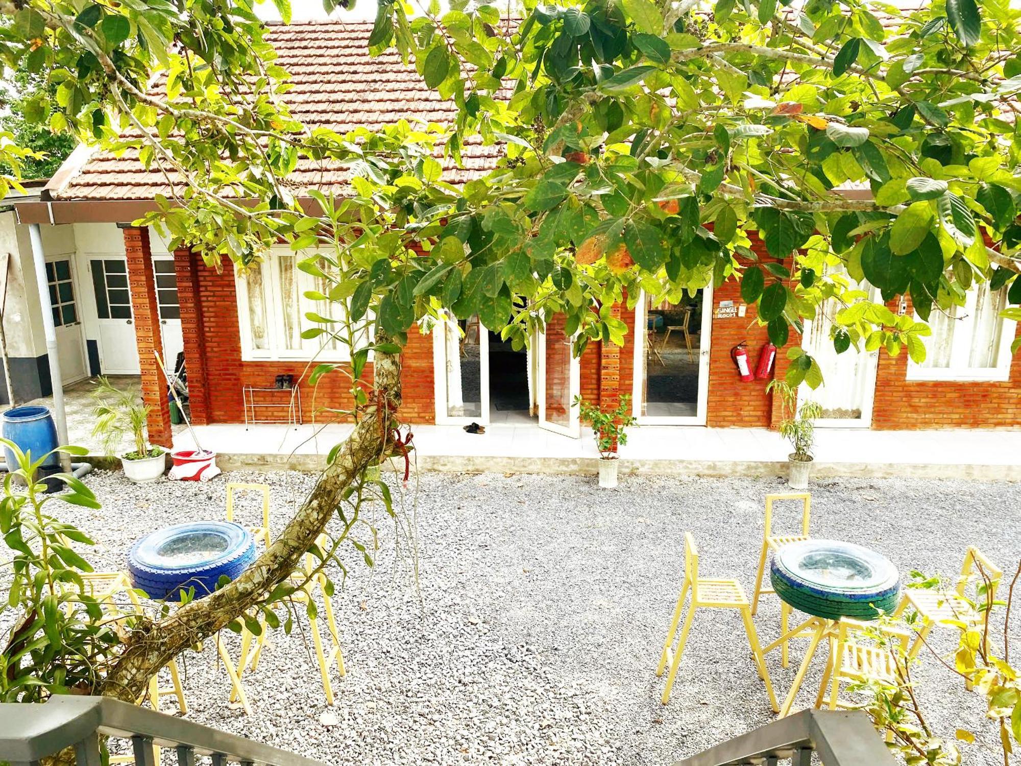 Cat Tien Backpackers Hostel Eksteriør billede
